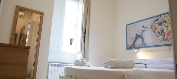 Apartamento de 4 dormitorios en Naples, Italy No. 327459 14