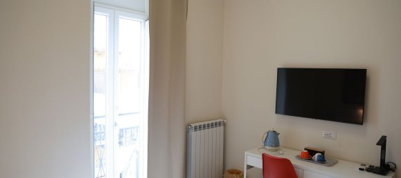 Apartamento de 4 dormitorios en Naples, Italy No. 327459 22