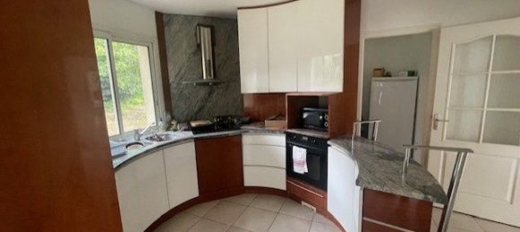 5 bedrooms House in Saint-Arnoult-en-Yvelines, France No. 178528 12