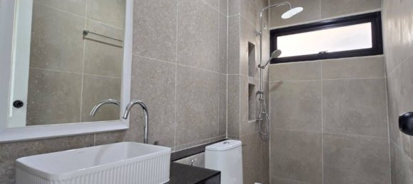 4 bedrooms House in Phuket, Thailand No. 70302 19