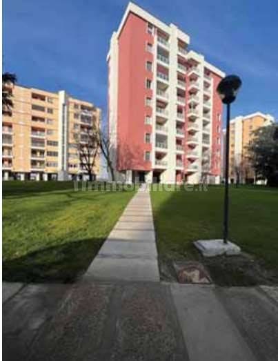 Квартира с 3 спальнями в Опера, Италия № 374359