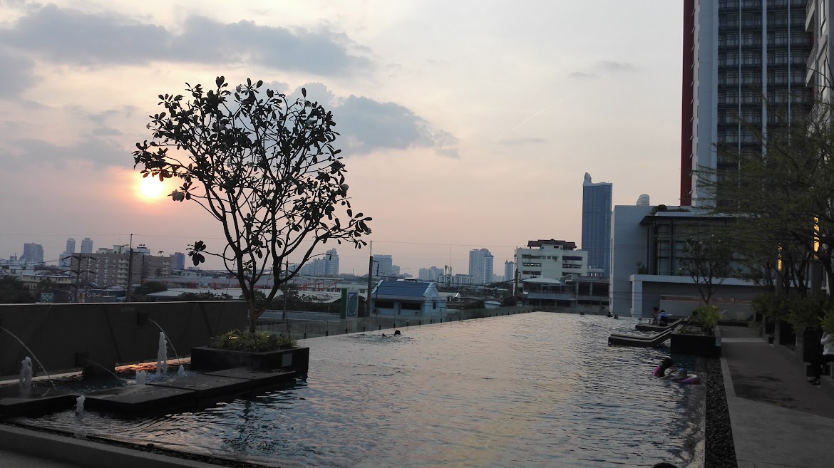 2 bedrooms Condo in Bangkok, Thailand No. 11975