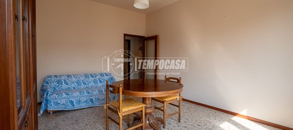 2 bedrooms Apartment in Piacenza, Italy No. 365779 2