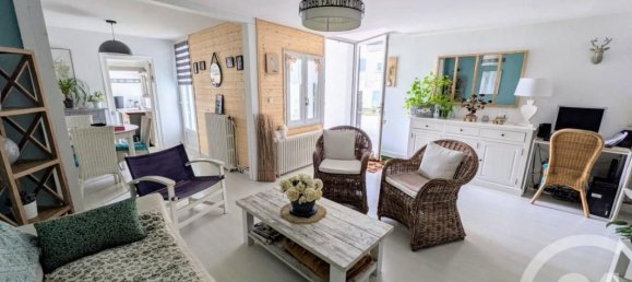 3 bedrooms House in Chateauroux, France No. 283427 3