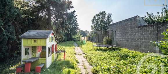 3 bedrooms House in Saint-Remy-Chaussee, France No. 50723 15