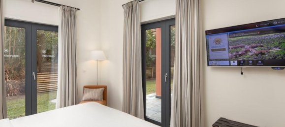 1 bedroom Hotel in Cascais, Portugal No. 75308 9