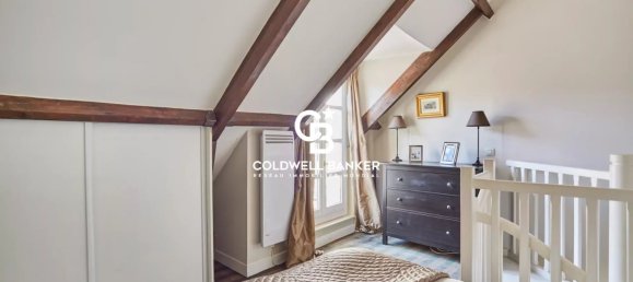 1 bedroom Duplex in Paris, France No. 163803 8