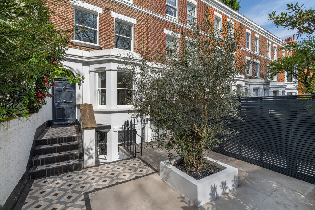 4 bedrooms House in South Kensington, United Kingdom No. 13188