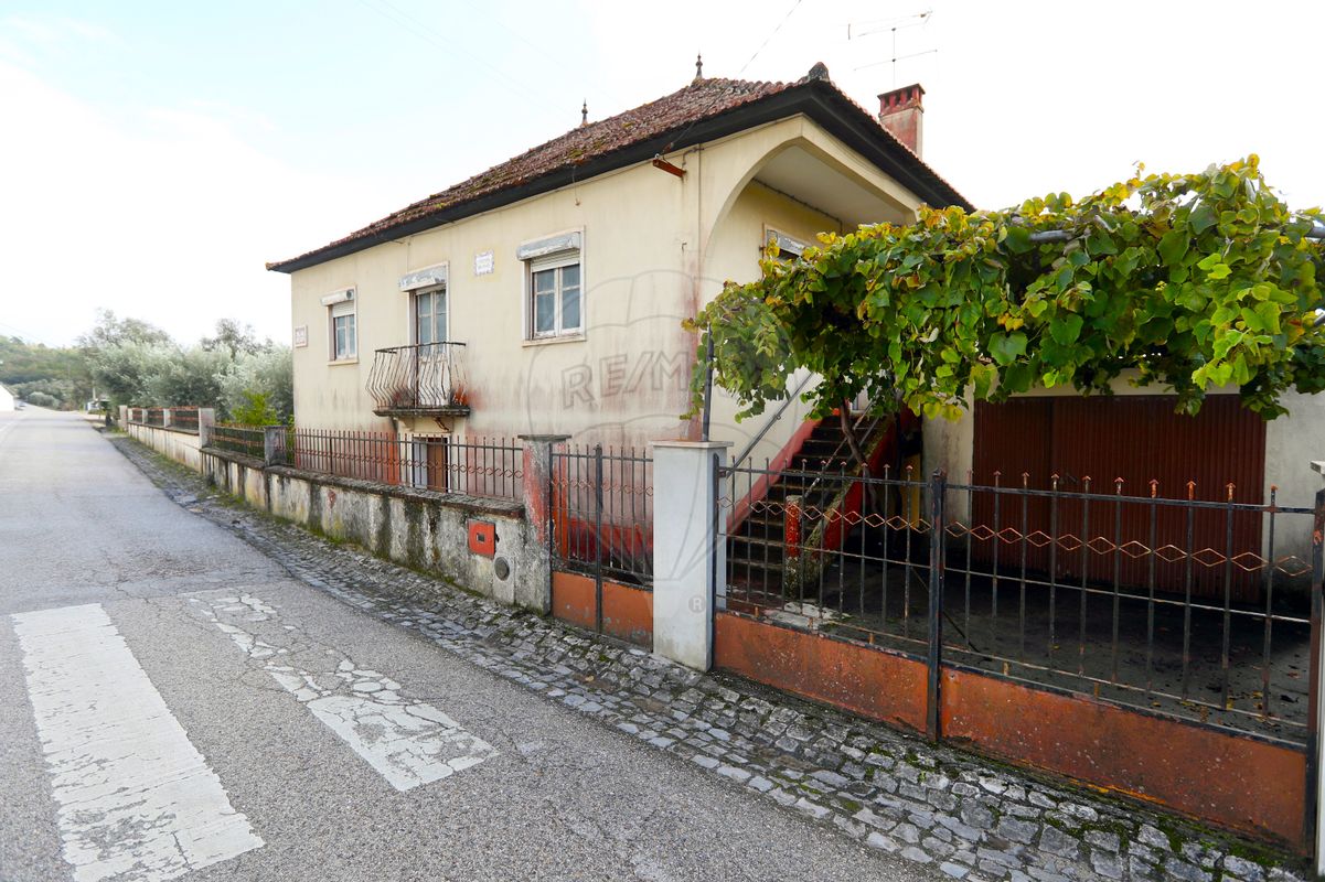 3 غرف نوم منزل في Abiul, Portugal رقم 24372