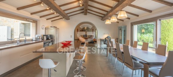 13 rooms House in Lisciano Niccone, Italy No. 232226 50