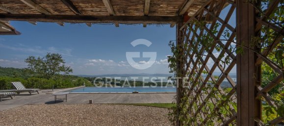 13 rooms House in Lisciano Niccone, Italy No. 232226 11