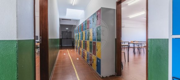 مستودع في Peniche, Portugal 1424متر مربع رقم 136119 32