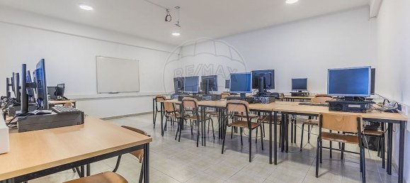 مستودع في Peniche, Portugal 1424متر مربع رقم 136119 39