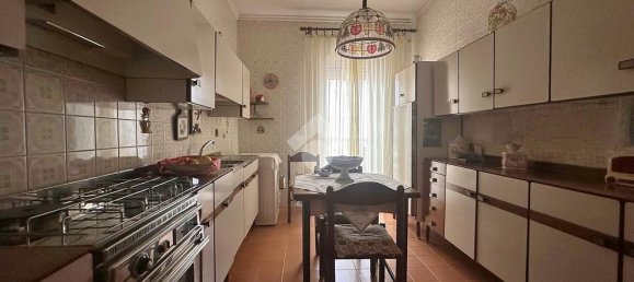 3 bedrooms Apartment in Palermo, Italy No. 104484 8