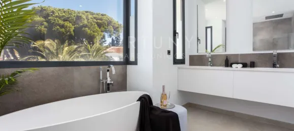 5 غرف نوم فيلا في Marbella, Spain رقم 22236 33