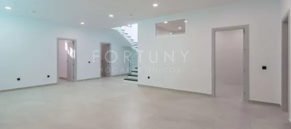 5 غرف نوم فيلا في Marbella, Spain رقم 22236 45