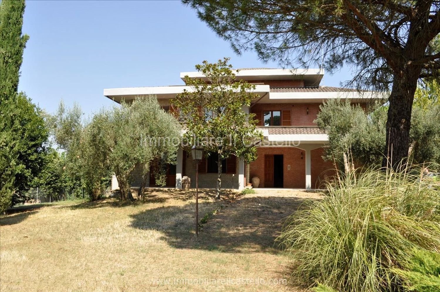 5 rooms Villa in Castiglione del Lago, Italy No. 113231