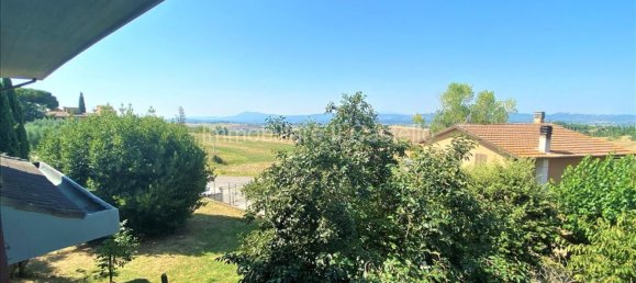 5 rooms Villa in Castiglione del Lago, Italy No. 113231 2