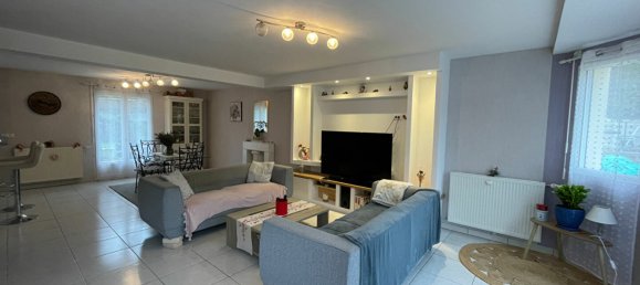 4 bedrooms House in Epernon, France No. 219140 7