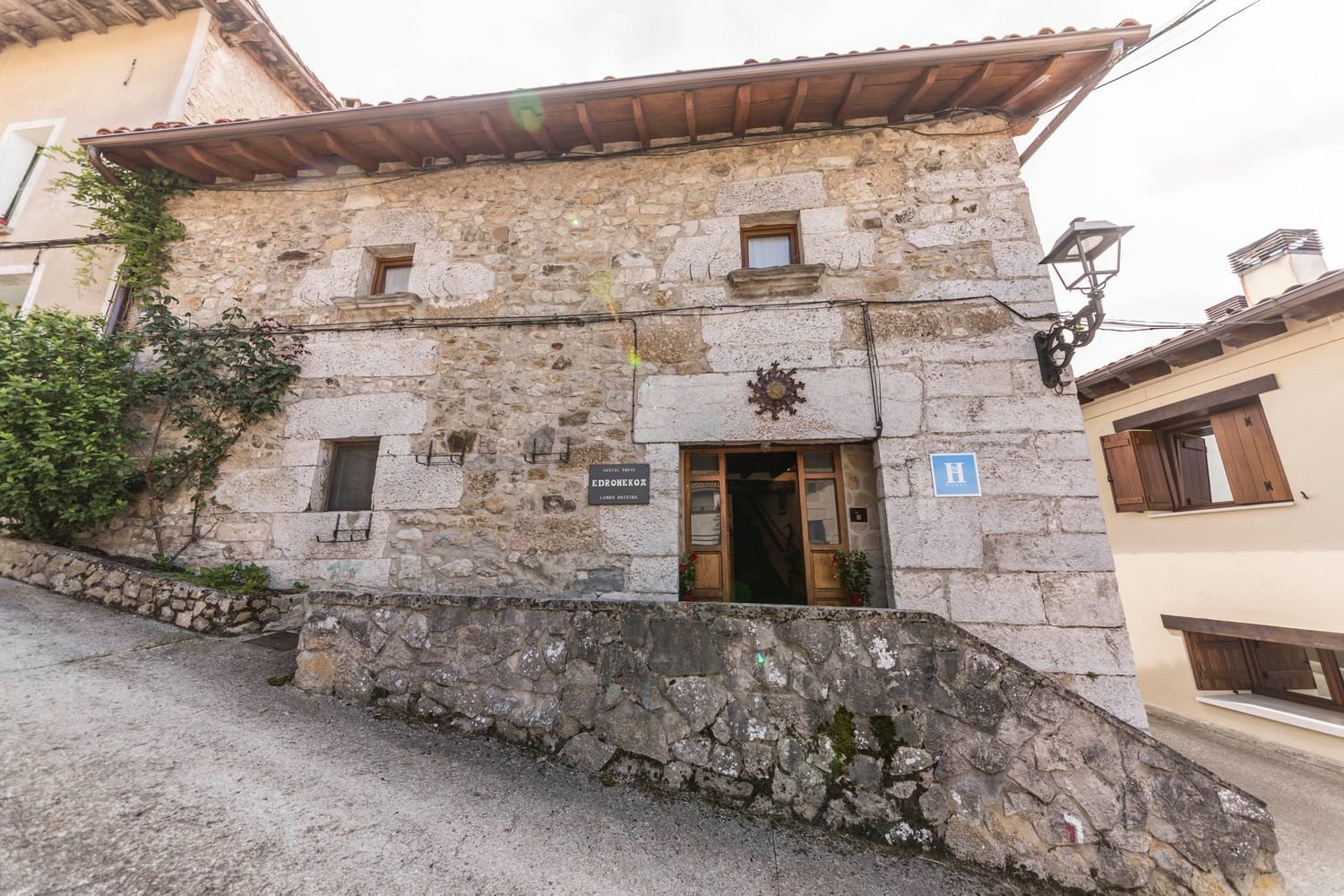 Casa T6 em Chartered Community of Navarre, Spain N.º 70865