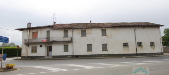 5 rooms House in Udine, Italy No. 21834 3