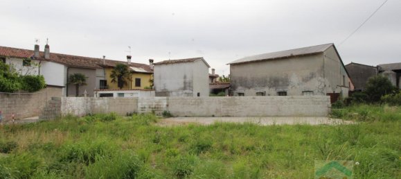 5 rooms House in Udine, Italy No. 21834 25