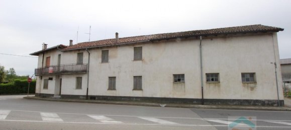 5 rooms House in Udine, Italy No. 21834 17