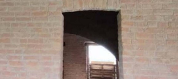 757m² Commercial property in Tursi, Italy No. 305304 2