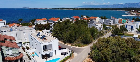 3 Schlafzimmer Haus in Zadar, Croatia, Nr. 139 9