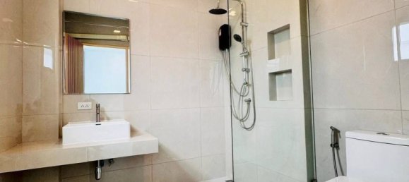 Villa de 5 dormitorios en Pattaya, Thailand No. 72739 29