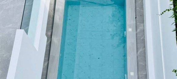 Villa de 5 dormitorios en Pattaya, Thailand No. 72739 5