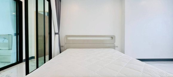 Villa de 5 dormitorios en Pattaya, Thailand No. 72739 25