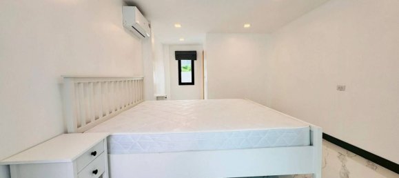 Villa de 5 dormitorios en Pattaya, Thailand No. 72739 26