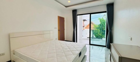 Villa de 5 dormitorios en Pattaya, Thailand No. 72739 30