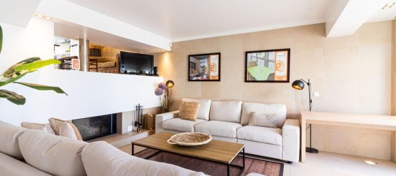 Villa de 3 dormitorios en Quarteira, Portugal No. 98646 4