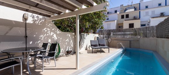 Villa de 3 dormitorios en Quarteira, Portugal No. 98646 19