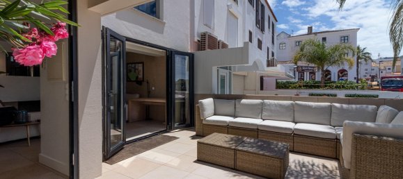 Villa de 3 dormitorios en Quarteira, Portugal No. 98646 11