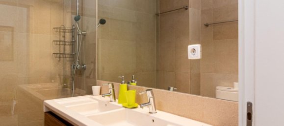 Villa de 3 dormitorios en Quarteira, Portugal No. 98646 33