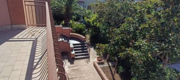 Вилла с 3 спальнями в Ачи Кастелло, Италия № 276841 26