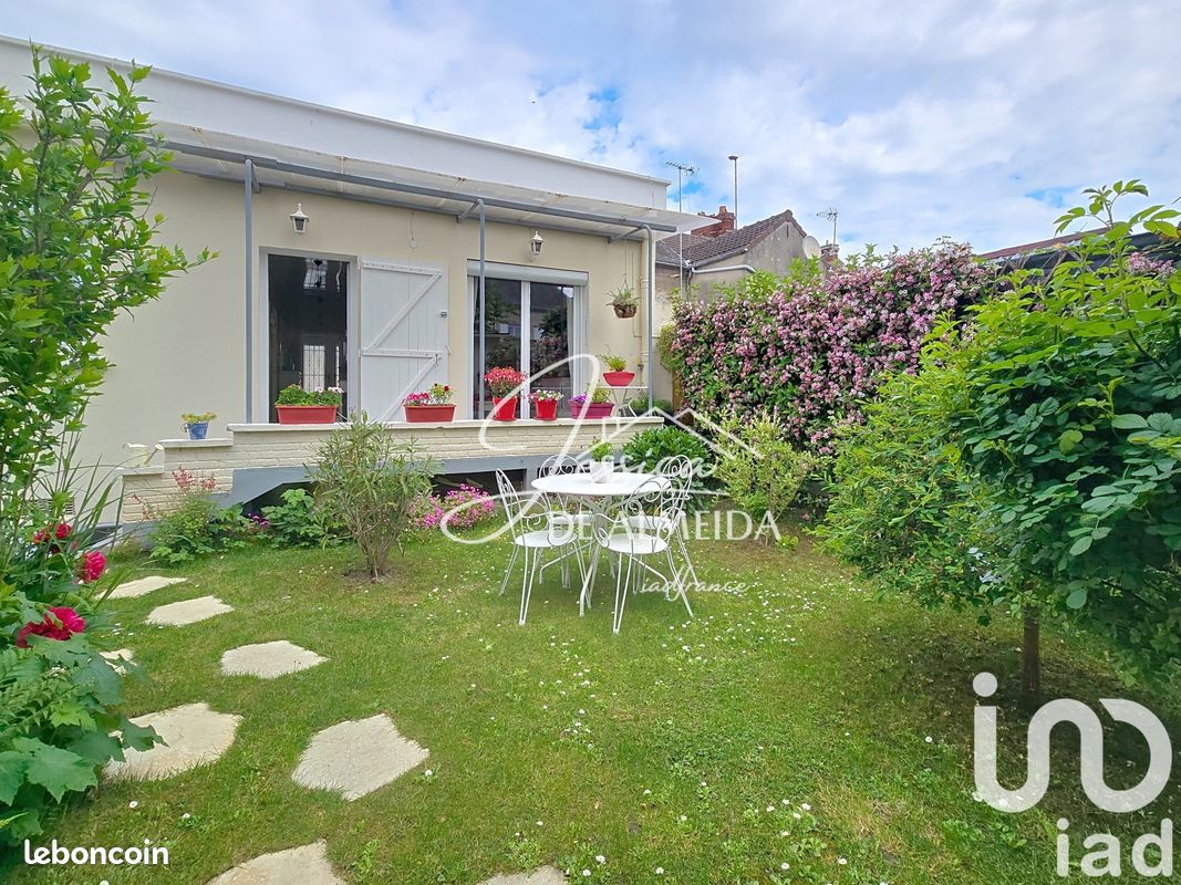 1 Schlafzimmer Haus in Le Plessis-Belleville, France, Nr. 329711