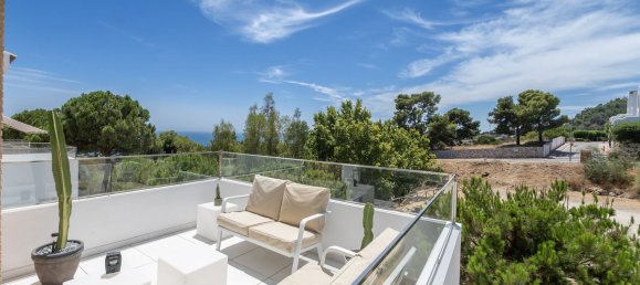 4 bedrooms Villa in Benalmadena, Spain No. 261132 2