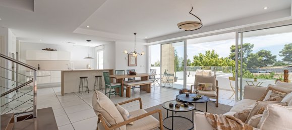 4 bedrooms Villa in Benalmadena, Spain No. 261132 8