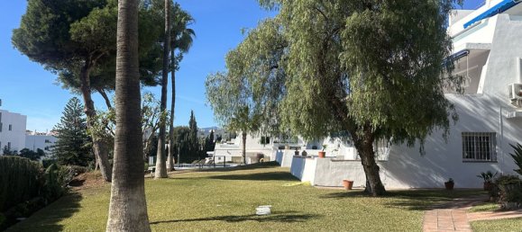 Apartamento de 3 dormitorios en Marbella, Spain No. 34798 10