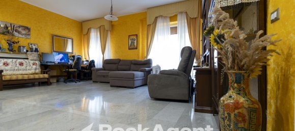 5 rooms Apartment in Catanzaro, Italy No. 286709 5