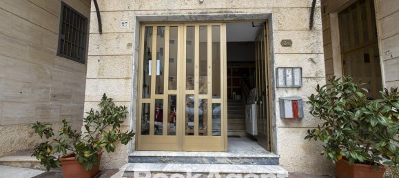 5 rooms Apartment in Catanzaro, Italy No. 286709 37