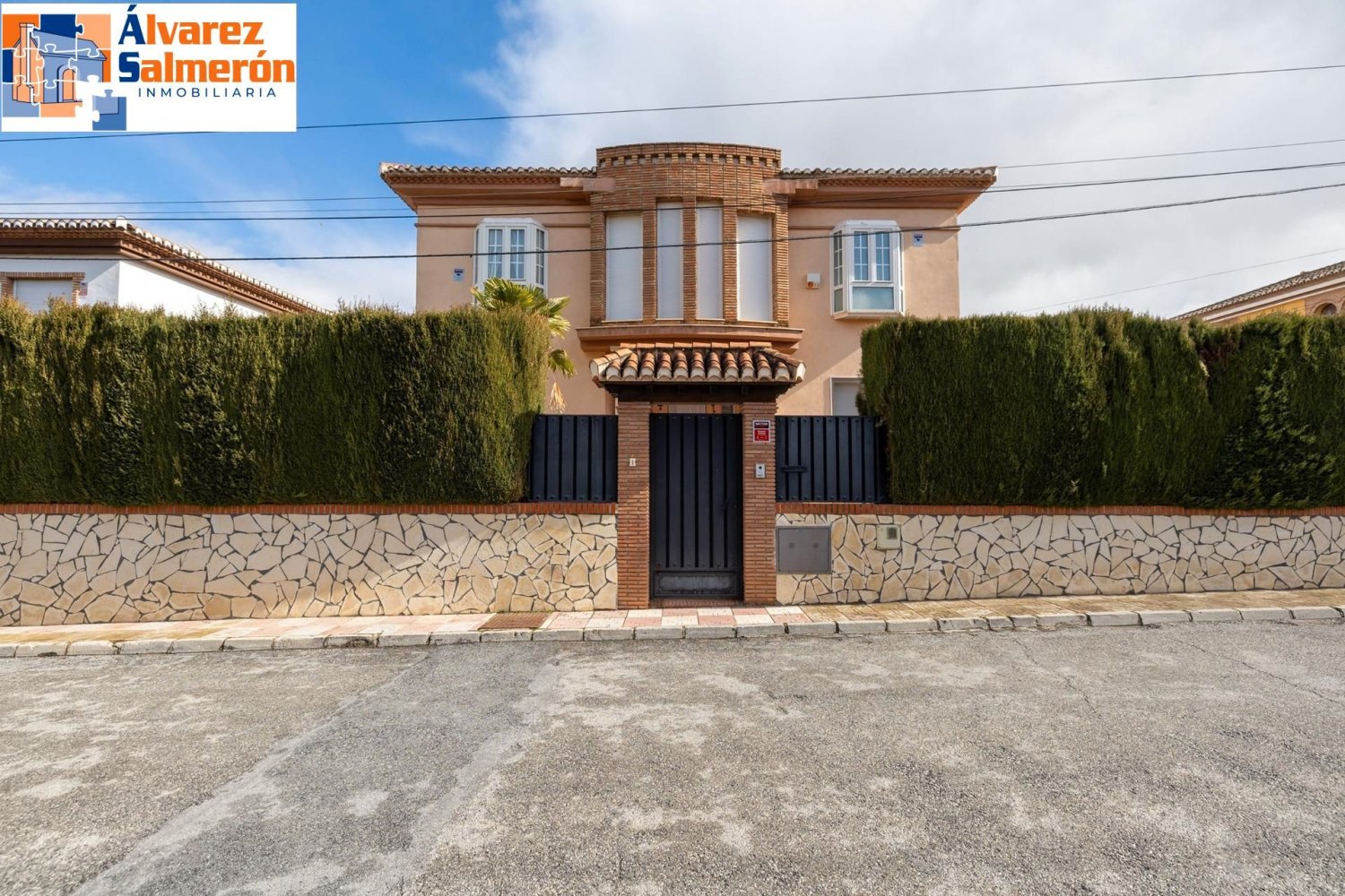 Casa T4 em Cullar Vega, Spain N.º 26298