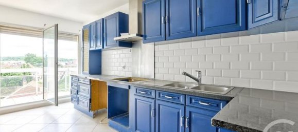 3 bedrooms Apartment in Livry-Gargan, France No. 303882 7