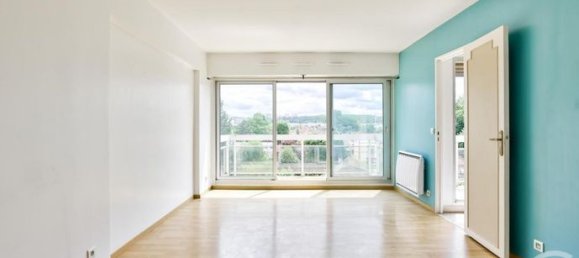 3 bedrooms Apartment in Livry-Gargan, France No. 303882 2