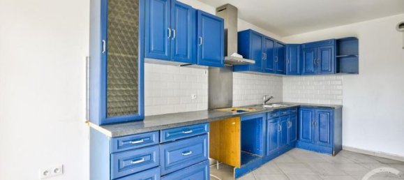 3 bedrooms Apartment in Livry-Gargan, France No. 303882 8