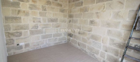 Casa de 3 dormitorios en Zebbug, Malta No. 3316 31